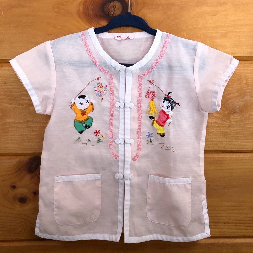 Vintage Plum Blossom Cheongsam Style Shirt with Appliqués 4 Toddler